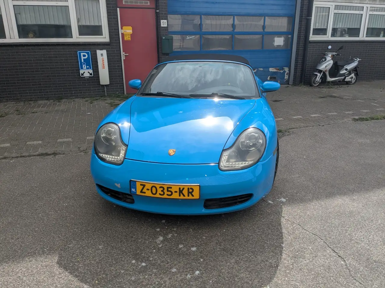 Porsche Boxster 2.5, foto 1