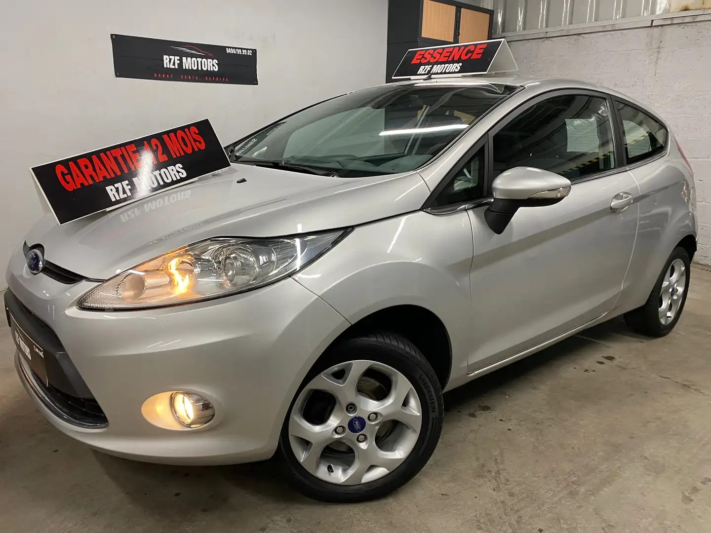 Ford Fiesta 1.25 CHAMPIONS ÉDITION 🏳️ GARANTIE 12 MOIS Zilver - 1