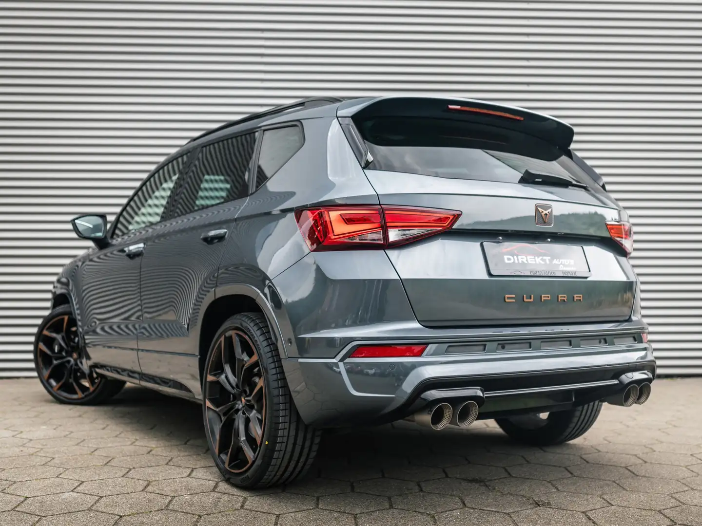 CUPRA Ateca 2.0 TSI 4DRIVE Limited AKRA PANO BREMBO BEATS Grijs - 2