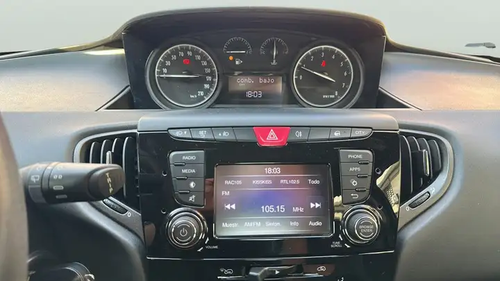Lancia Ypsilon 2017, foto 18