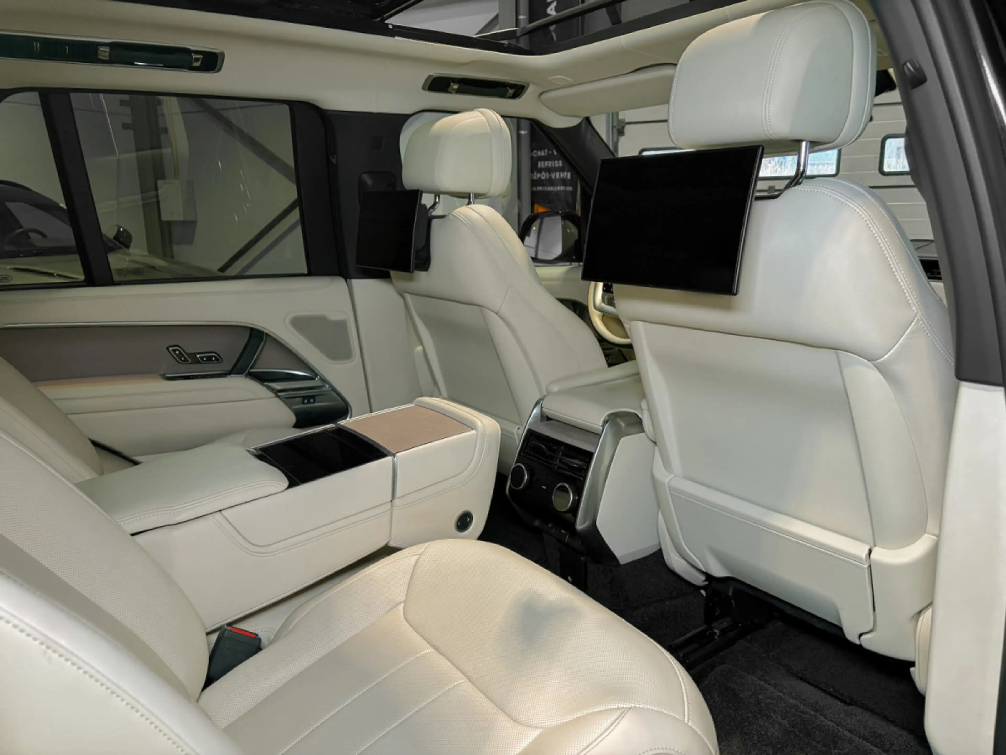 Land Rover Range Rover Range Rover First Edition L460 D350/23'/360°/PANOR — photo 11