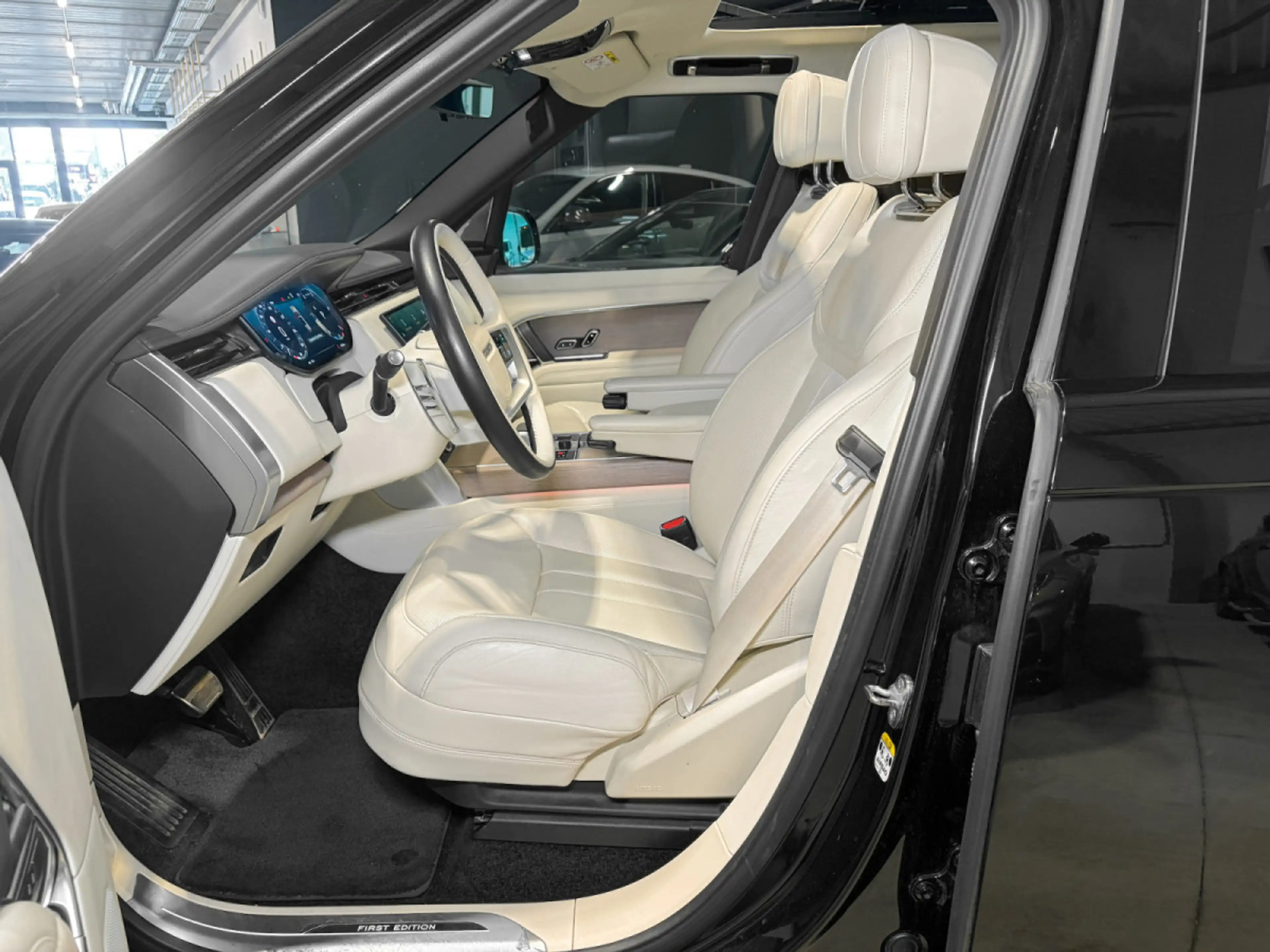 Land Rover Range Rover Range Rover First Edition L460 D350/23'/360°/PANOR — photo 9