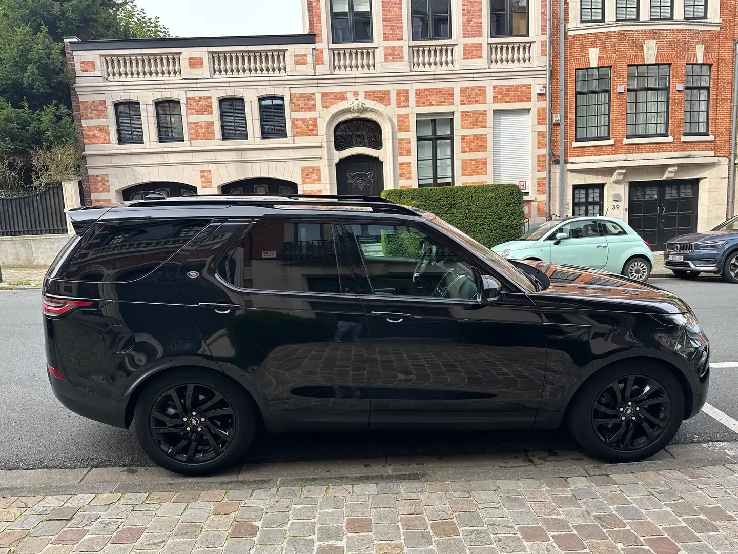Land Rover Discovery Discovery 2.0 Si4 HSE Noir - 2