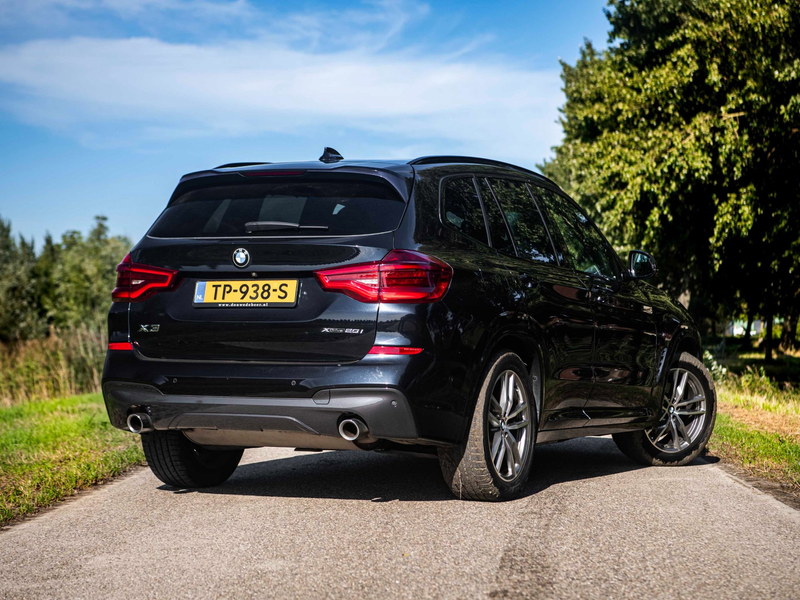 BMW X3 XDrive20i | Pano | H&K | M-Sport | Dealeronderhoud — photo 2