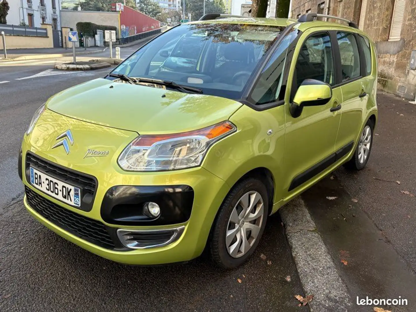 Citroen C3 Picasso confort 1.6 Hdi 90 parfait état Jaune - 2