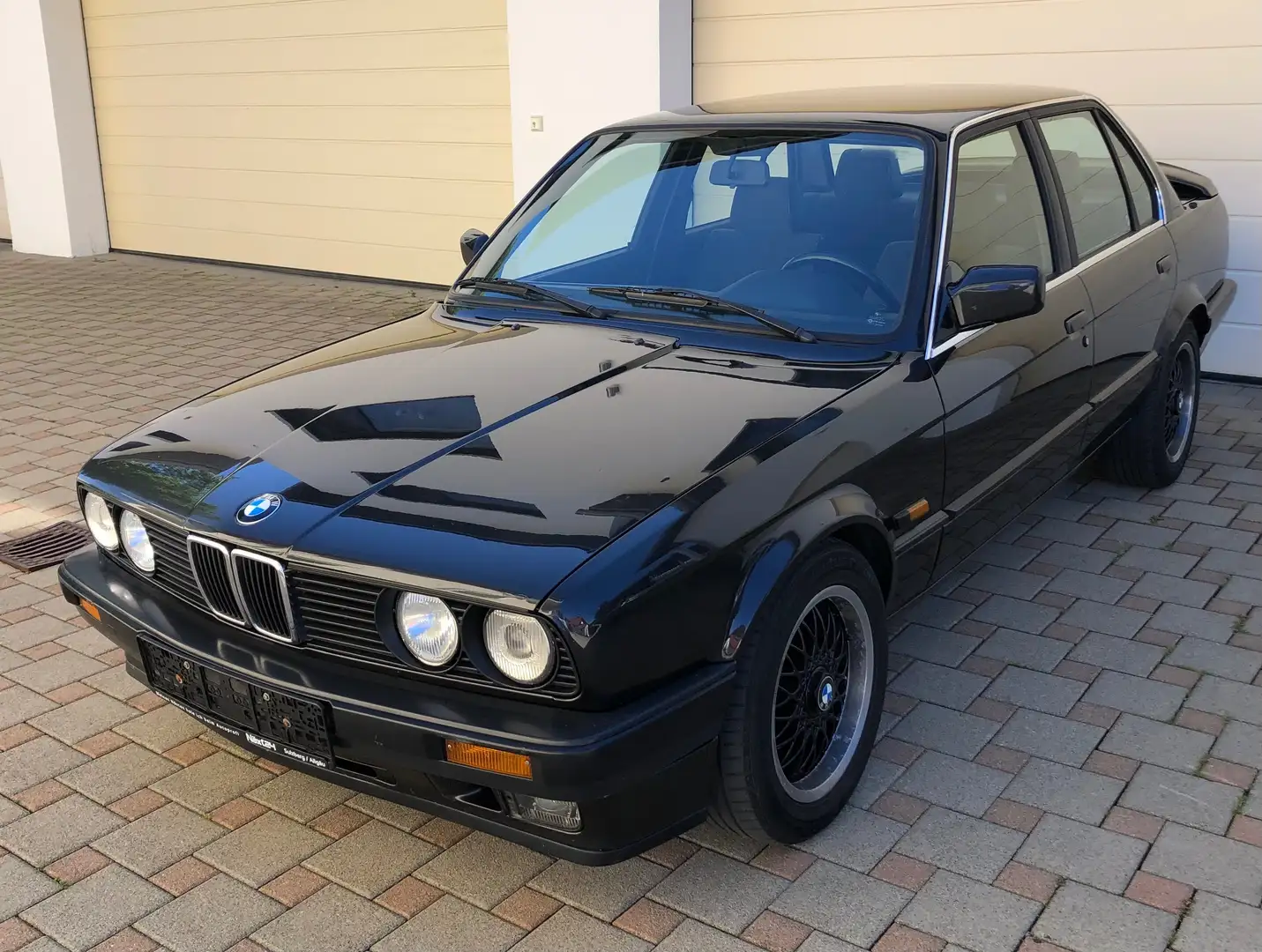 BMW 320 IS 320IS/Italo M3/4-Türer/H-Zulassung/TOP! Schwarz - 1