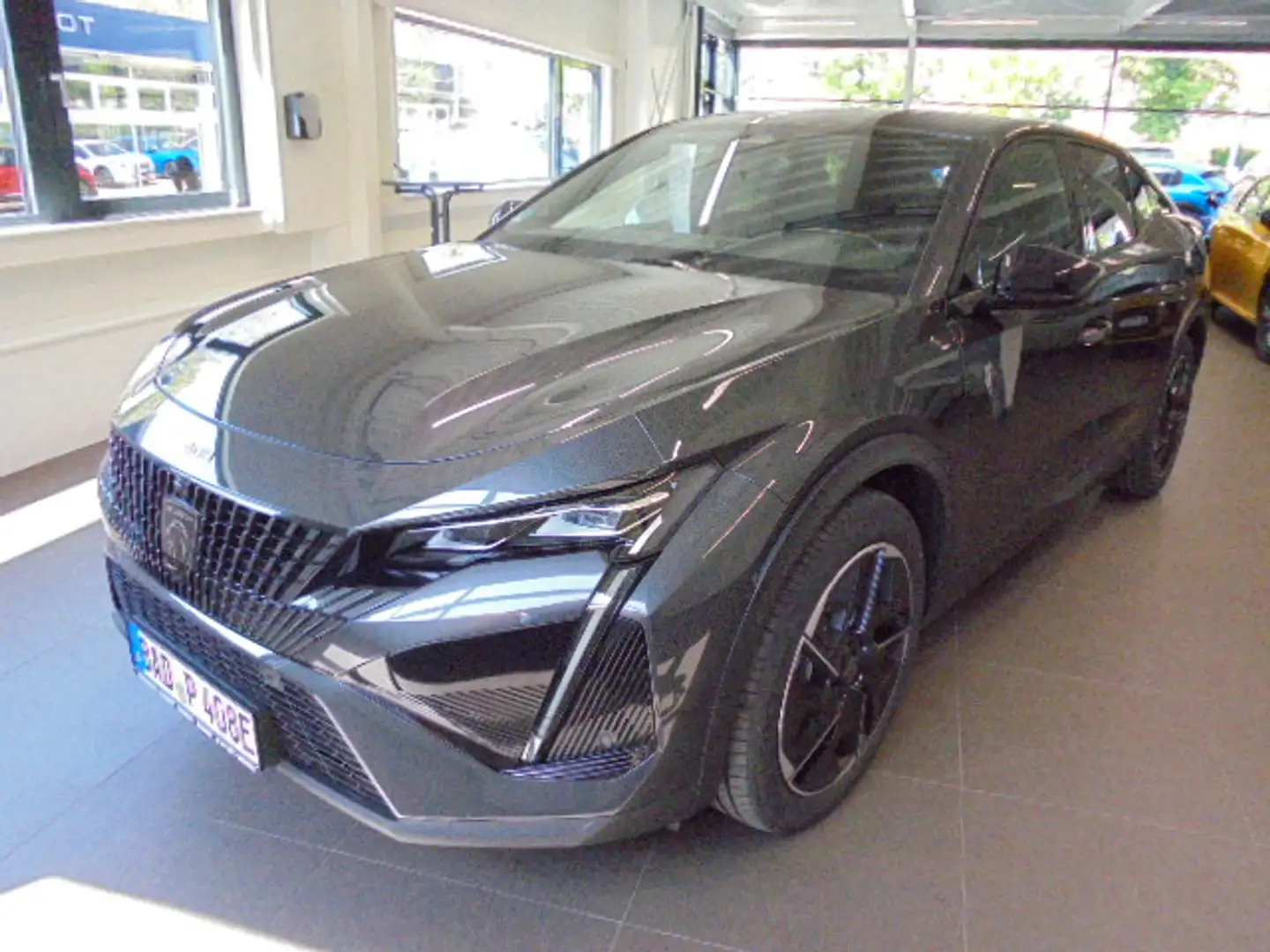 Peugeot 408 GT Plug-In Hybrid 225 e-EAT8 Grijs - 1