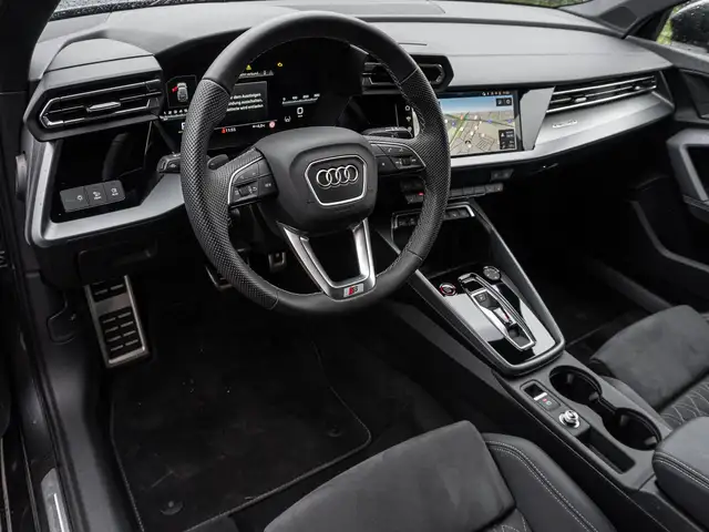 Audi S3 view 9