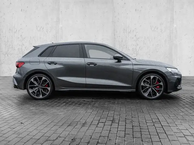 Audi S3 view 5