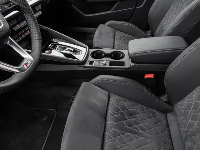 Audi S3 view 15