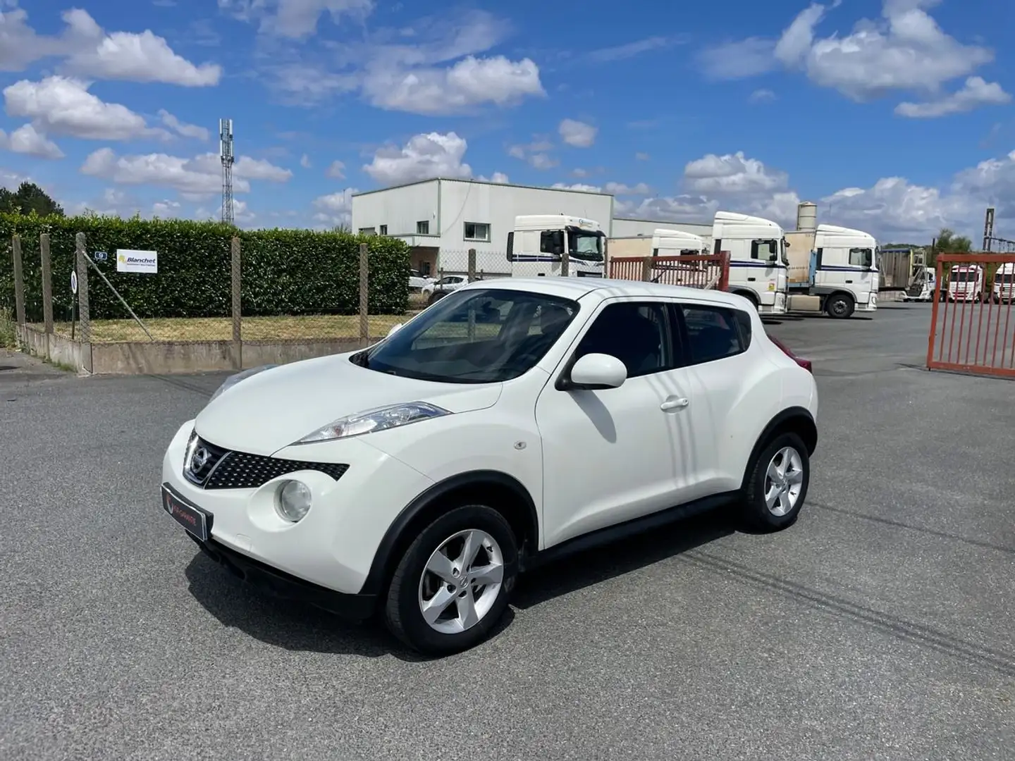 Nissan Juke 1.6 94 cv ct ok acenta garantie 12 mois Blanc - 1