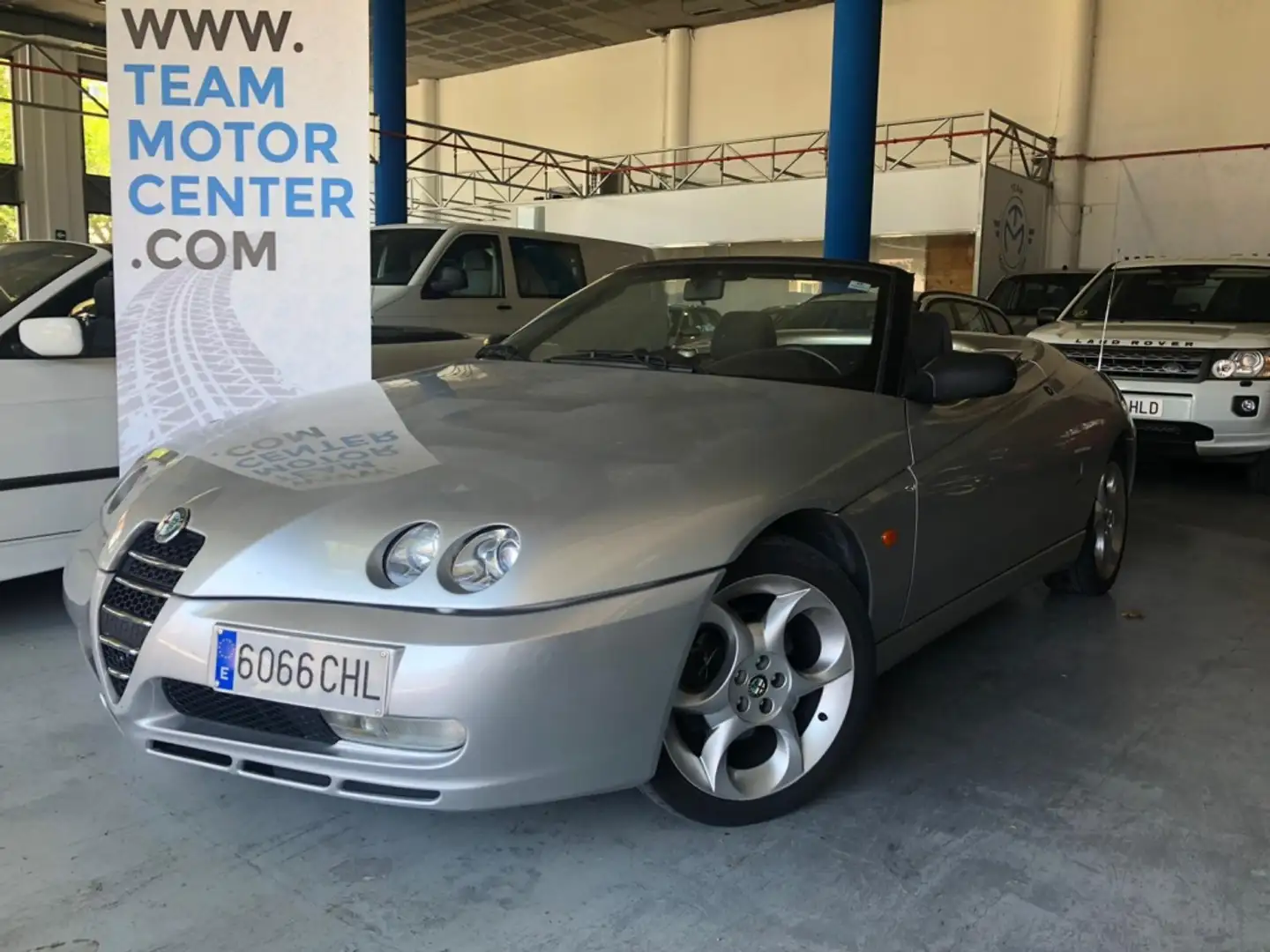 Alfa Romeo Spider 2.0 JTS Gris - 2