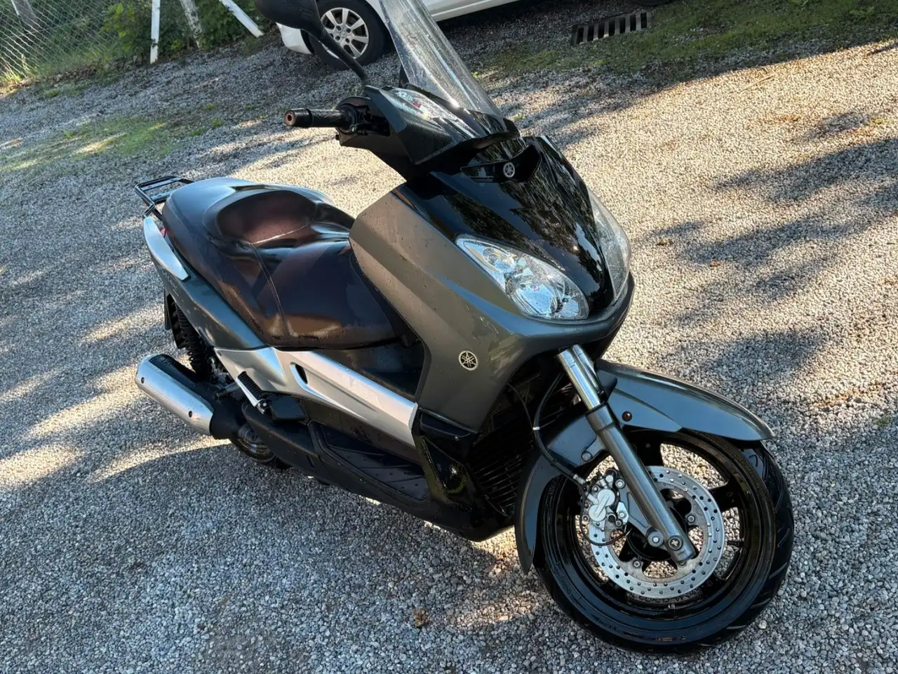 Yamaha X-Max 250