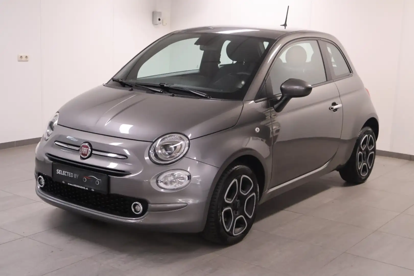 Fiat 500 1.0 Hybrid Club Grijs - 1