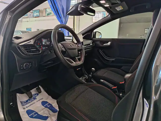 Ford Puma view 2