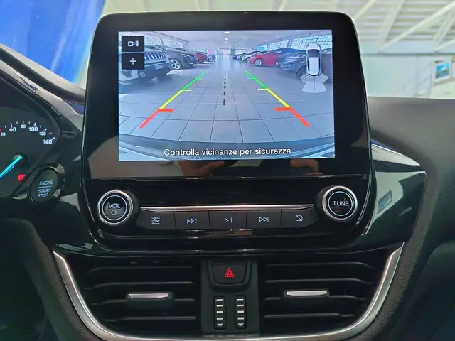 Ford Puma view 3