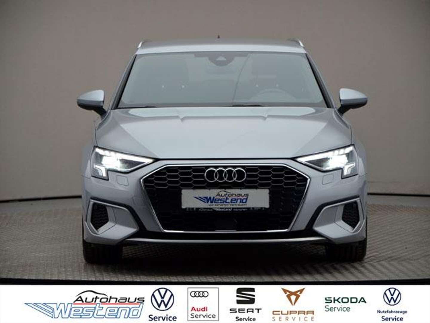 Audi A3 nuo 428 €/ mėn Dyzelinas 2021m. Sedanas Automatinė