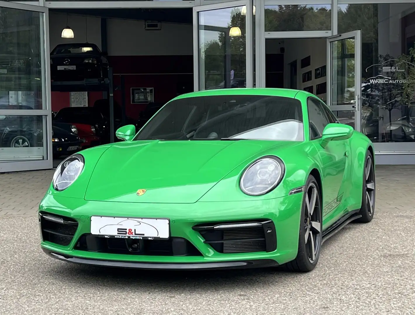 Porsche 992 911 Carrera S Sp-Design/18-Wege/4Radle/SpAga Grün - 1