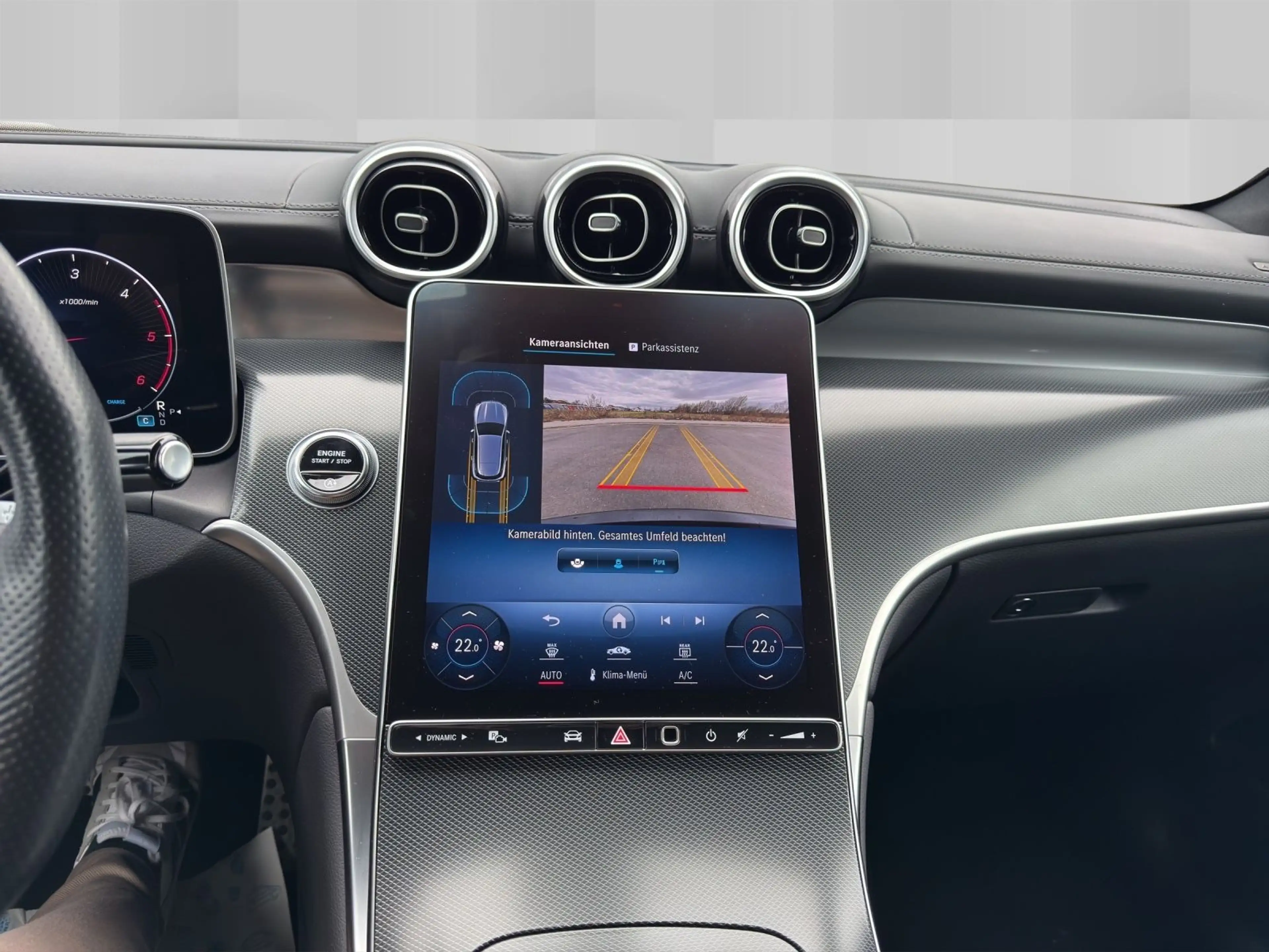 Mercedes-Benz GLC 220 d 4Matic AMG Line Night Dist. Plus 20" — photo 13