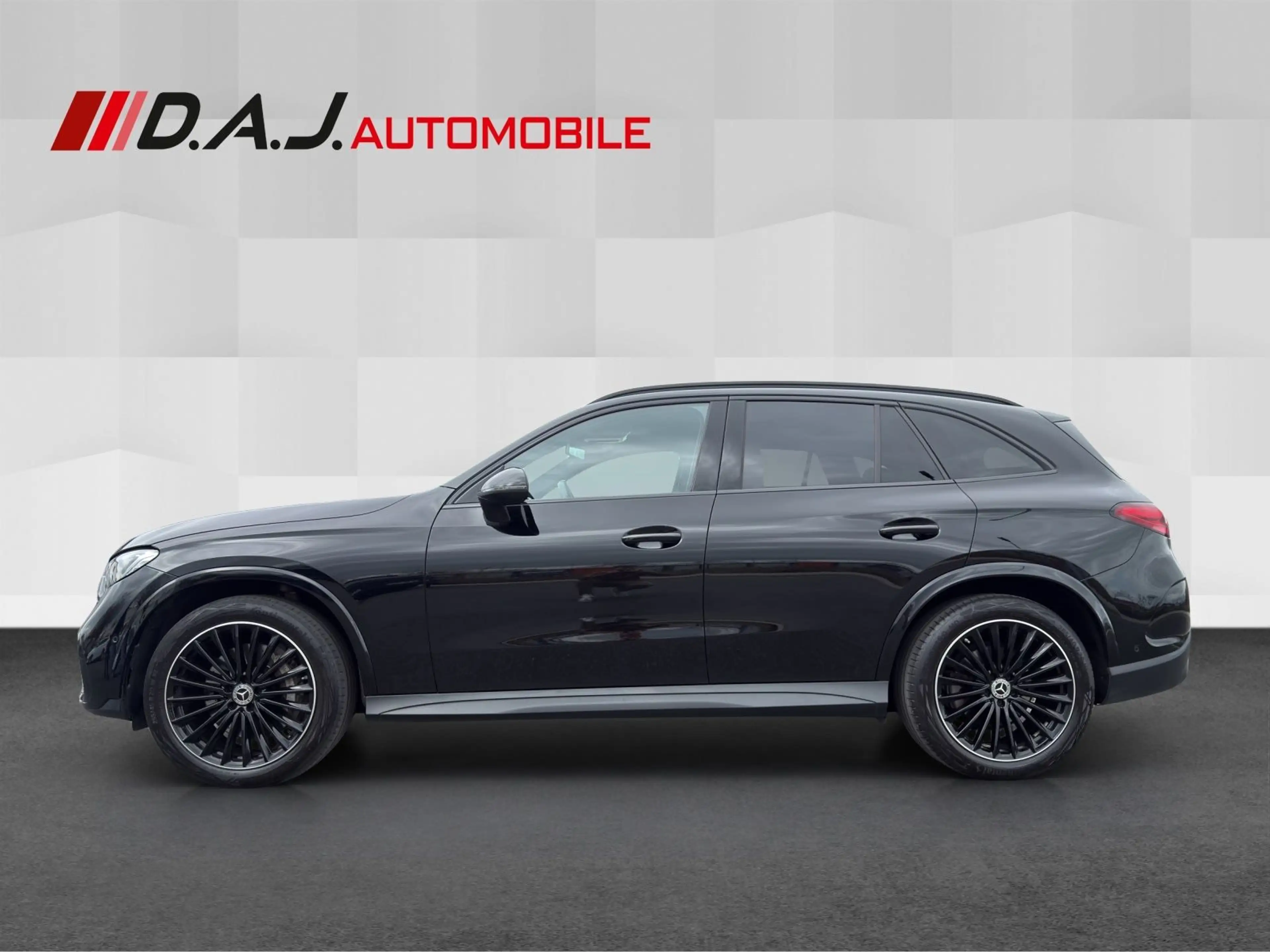 Mercedes-Benz GLC 220 d 4Matic AMG Line Night Dist. Plus 20" — photo 2