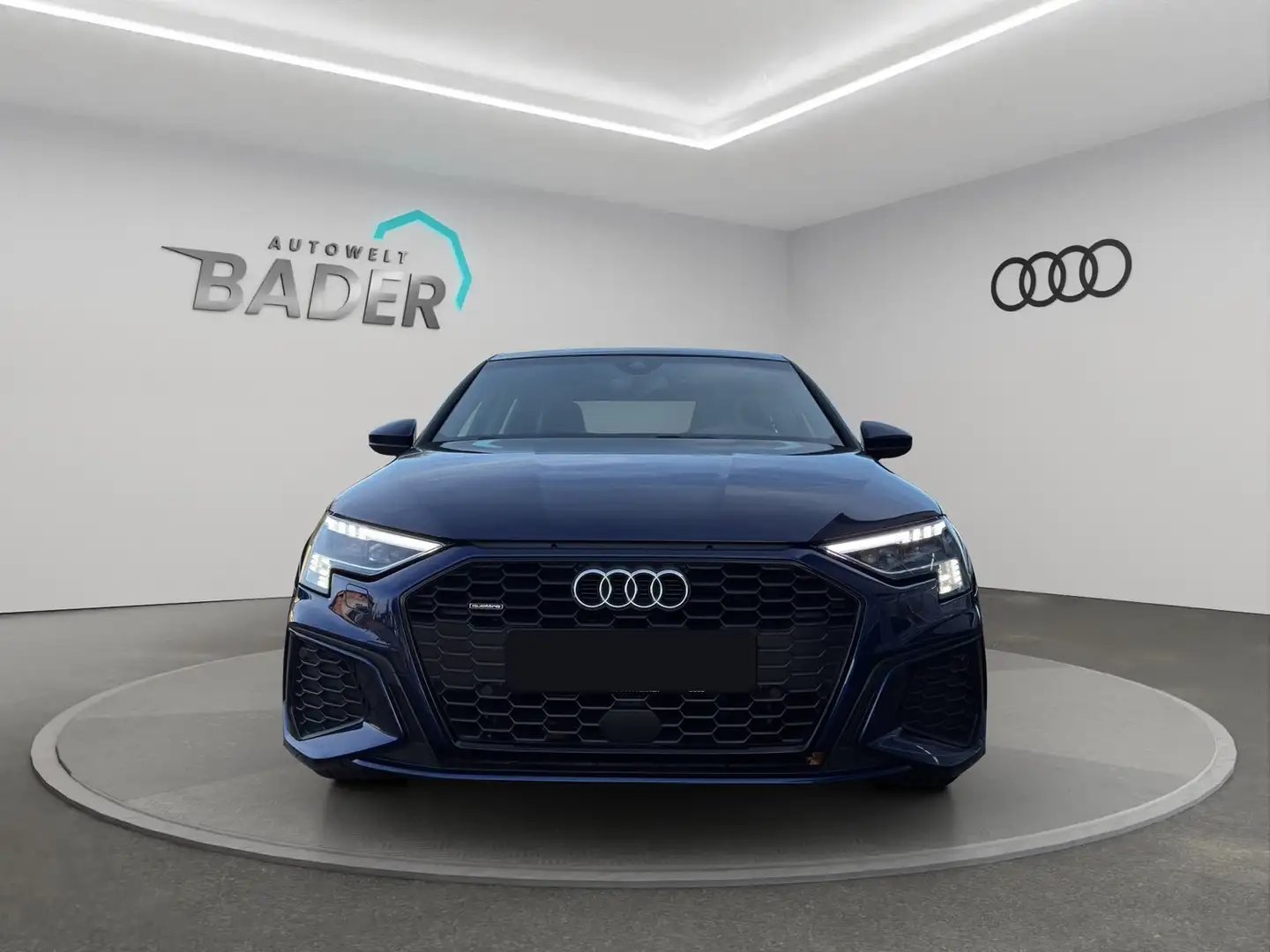 Audi A3 Lim. 2.0 TDI quattro S Line Matrix Navi Pano Blau - 2