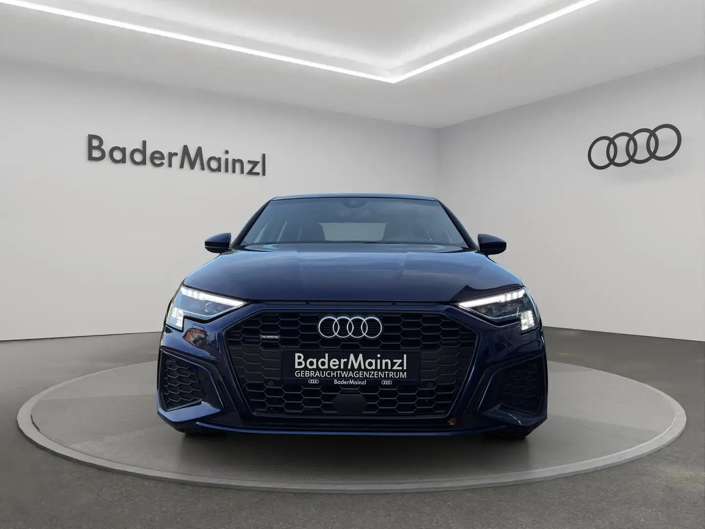 Audi A3 Lim. 2.0 TDI quattro S Line Matrix Navi Pano Blau - 2