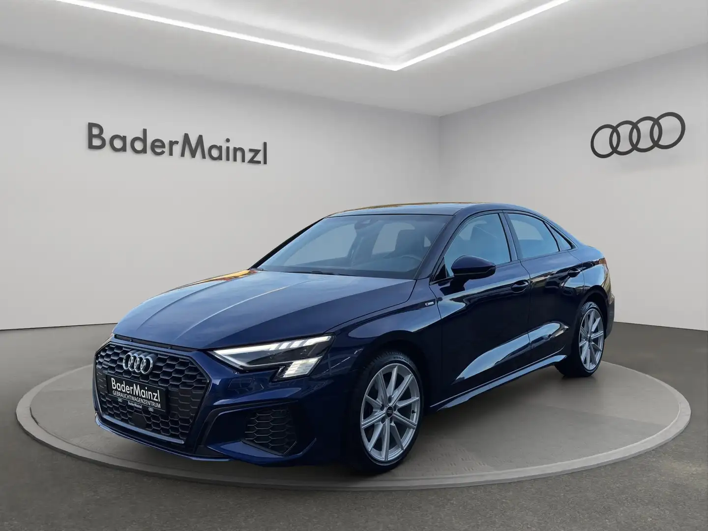 Audi A3 Lim. 2.0 TDI quattro S Line Matrix Navi Pano Blau - 1