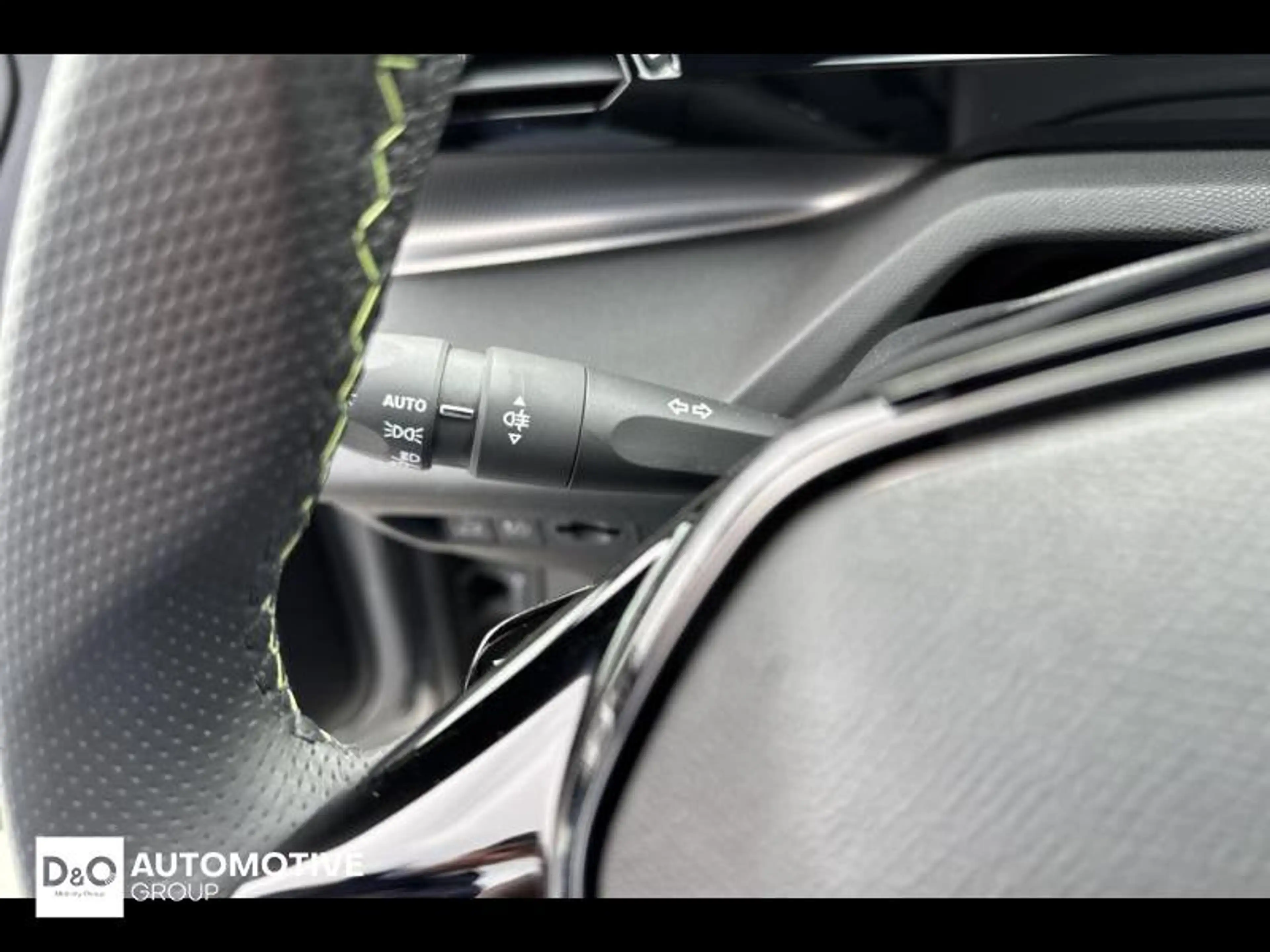 Peugeot 408 GT EXCLUSIVE | PANODAK | LEDER — photo 15