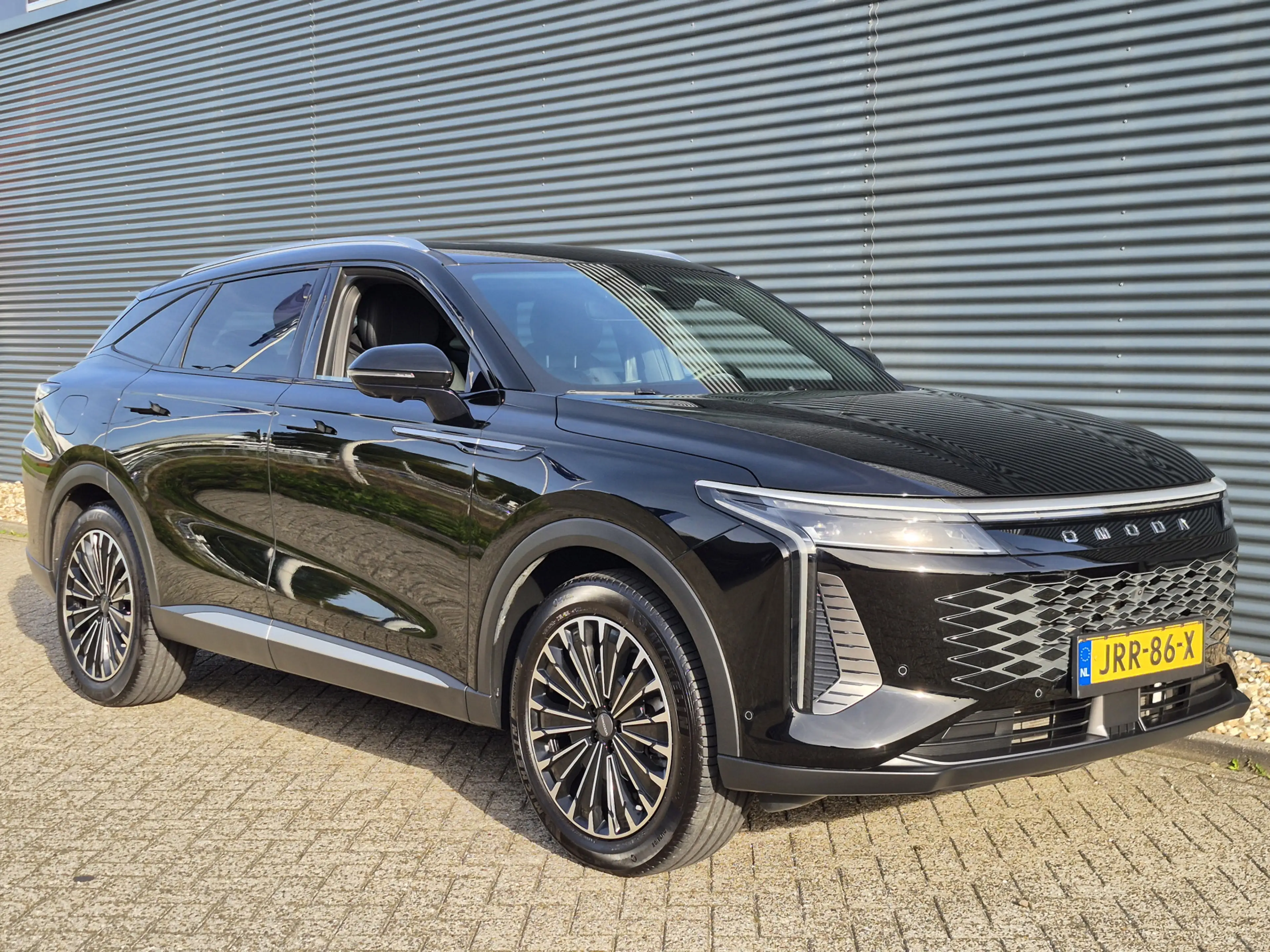 Omoda 9 1.5T-GDi SHS-P Premium 5p PHEV Plug In Hybrid | Sc — photo 2