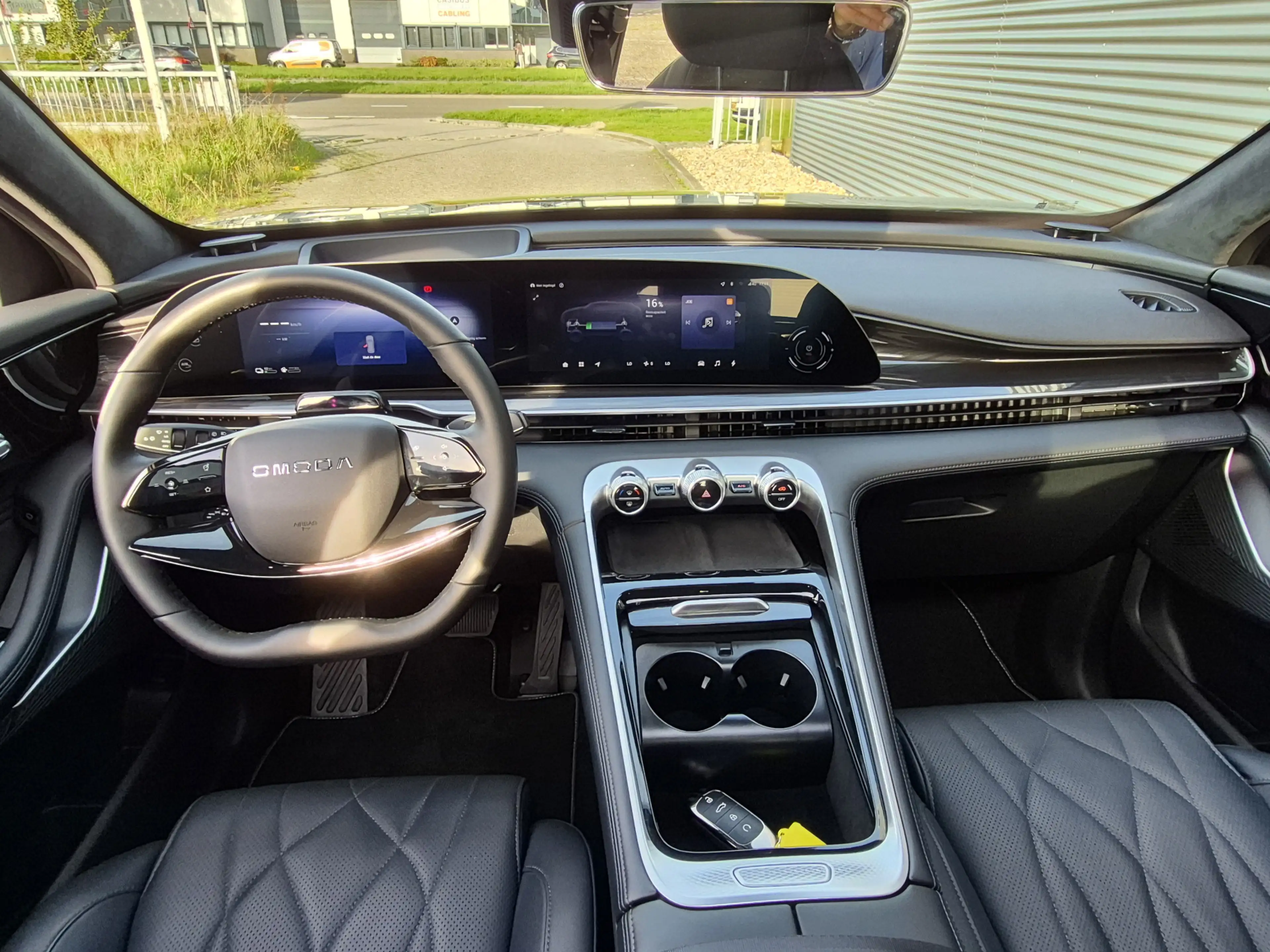 Omoda 9 1.5T-GDi SHS-P Premium 5p PHEV Plug In Hybrid | Sc — photo 8