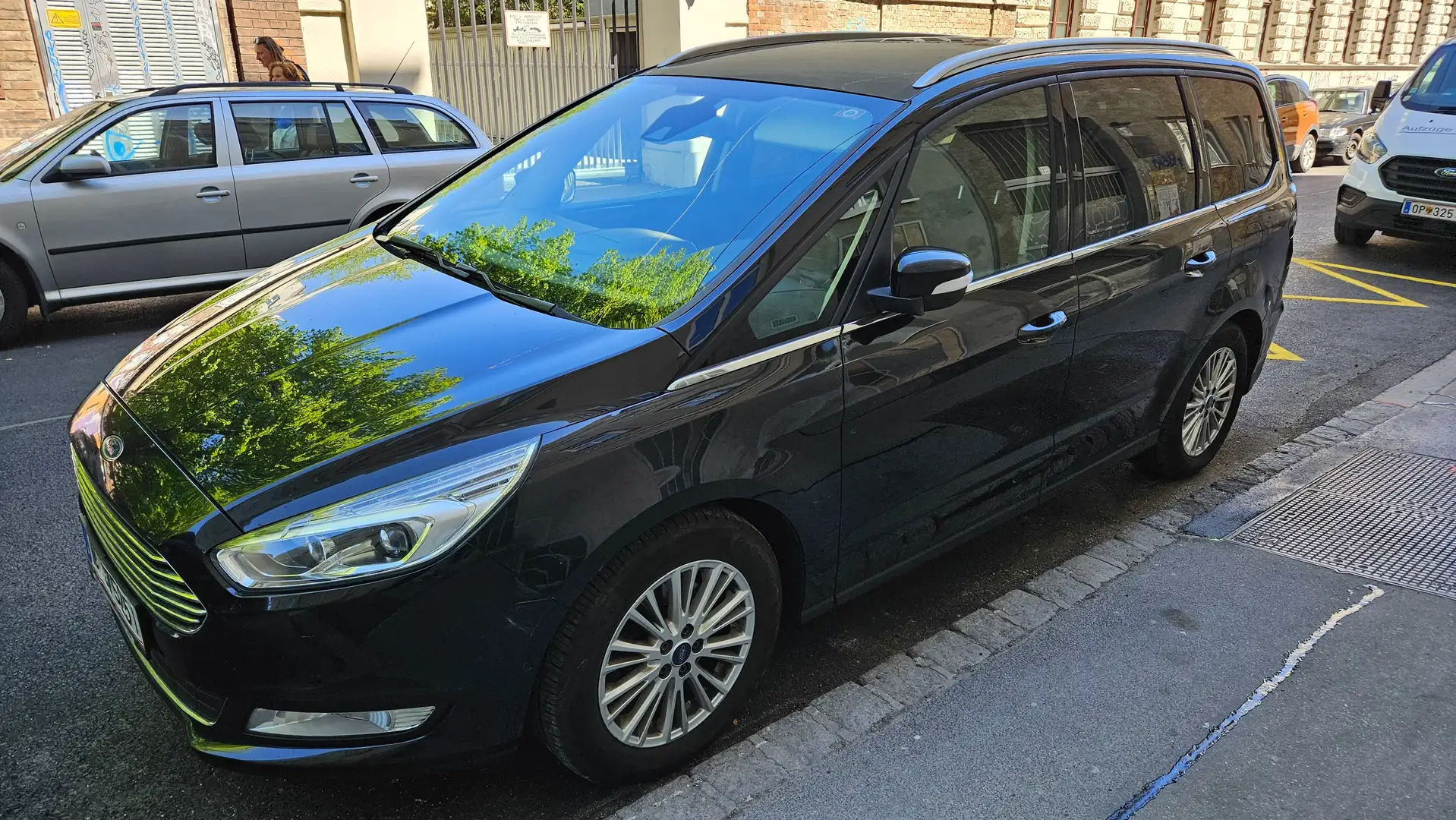 Ford Galaxy Galaxy 2,0 TDCi Titanium Start/Stop Titanium Schwarz - 2