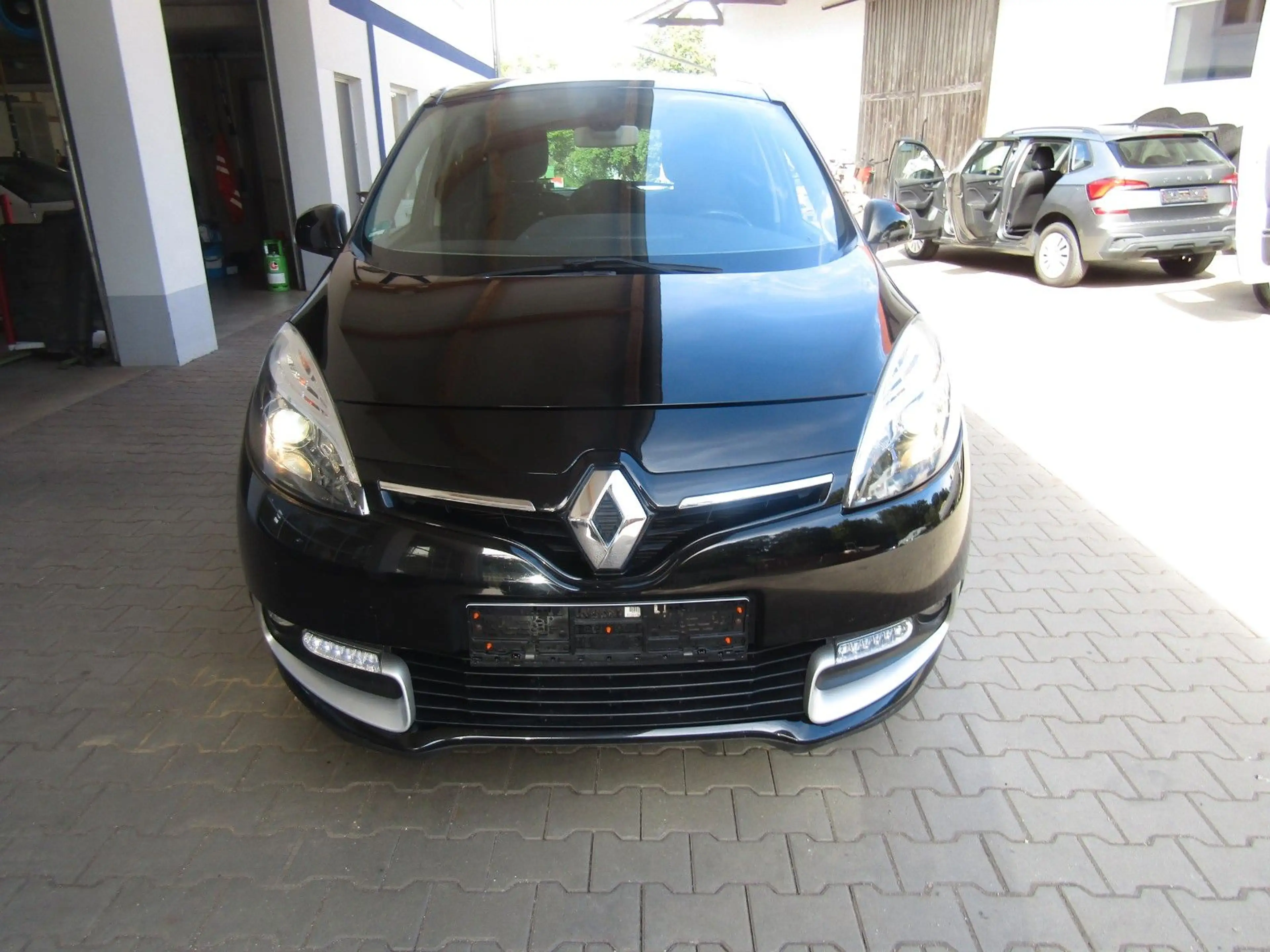 Renault Scenic III Limited AHK Navi SHZ ALU GRA — photo 8