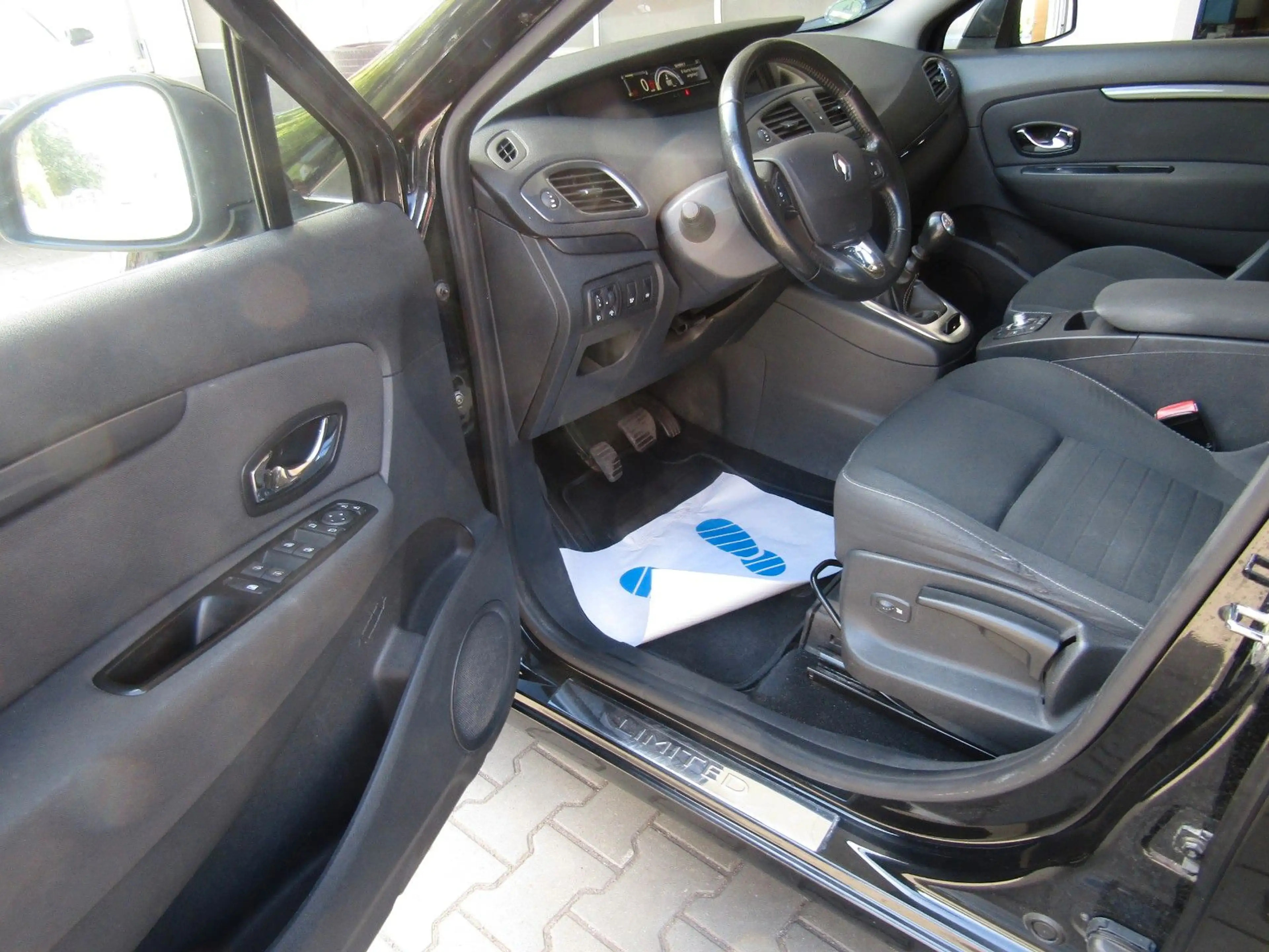Renault Scenic III Limited AHK Navi SHZ ALU GRA — photo 3