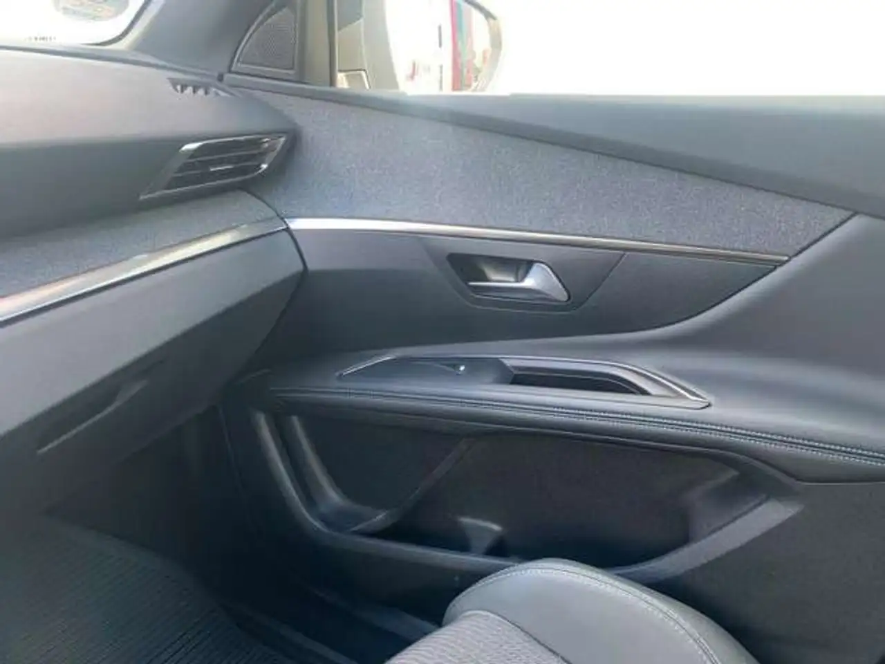 Peugeot 3008 3008 — photo 19