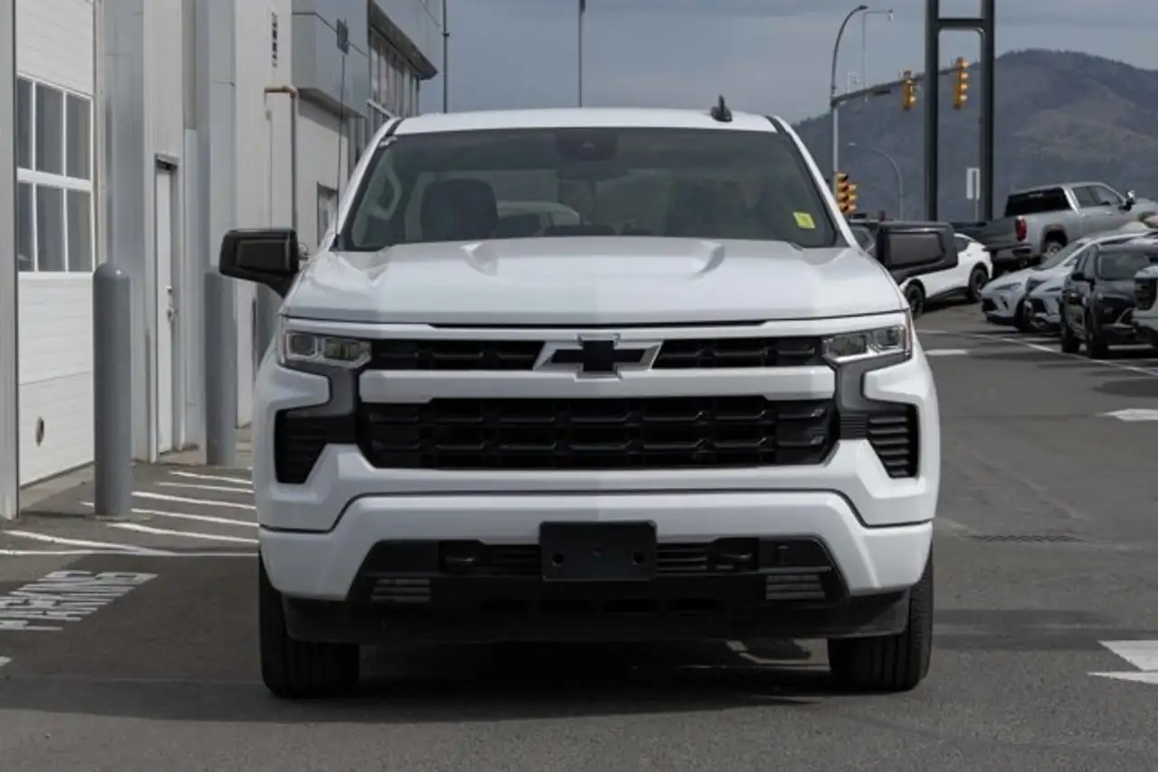 Chevrolet Silverado 1500 снимка Chevrolet Silverado 1500