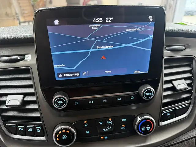 Ford Transit Custom view 15