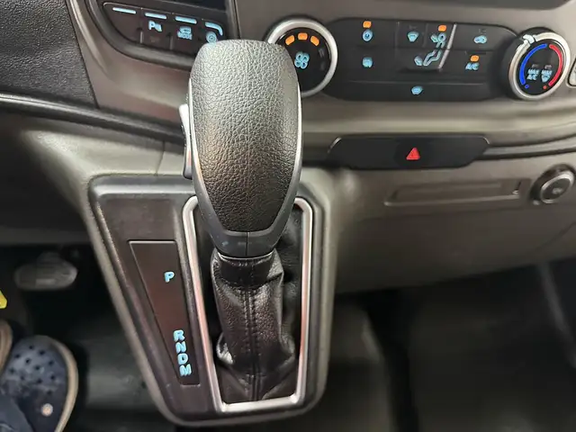 Ford Transit Custom view 19