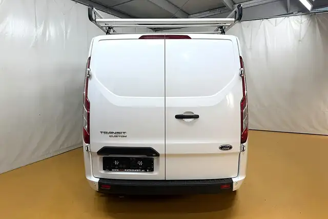 Ford Transit Custom view 8