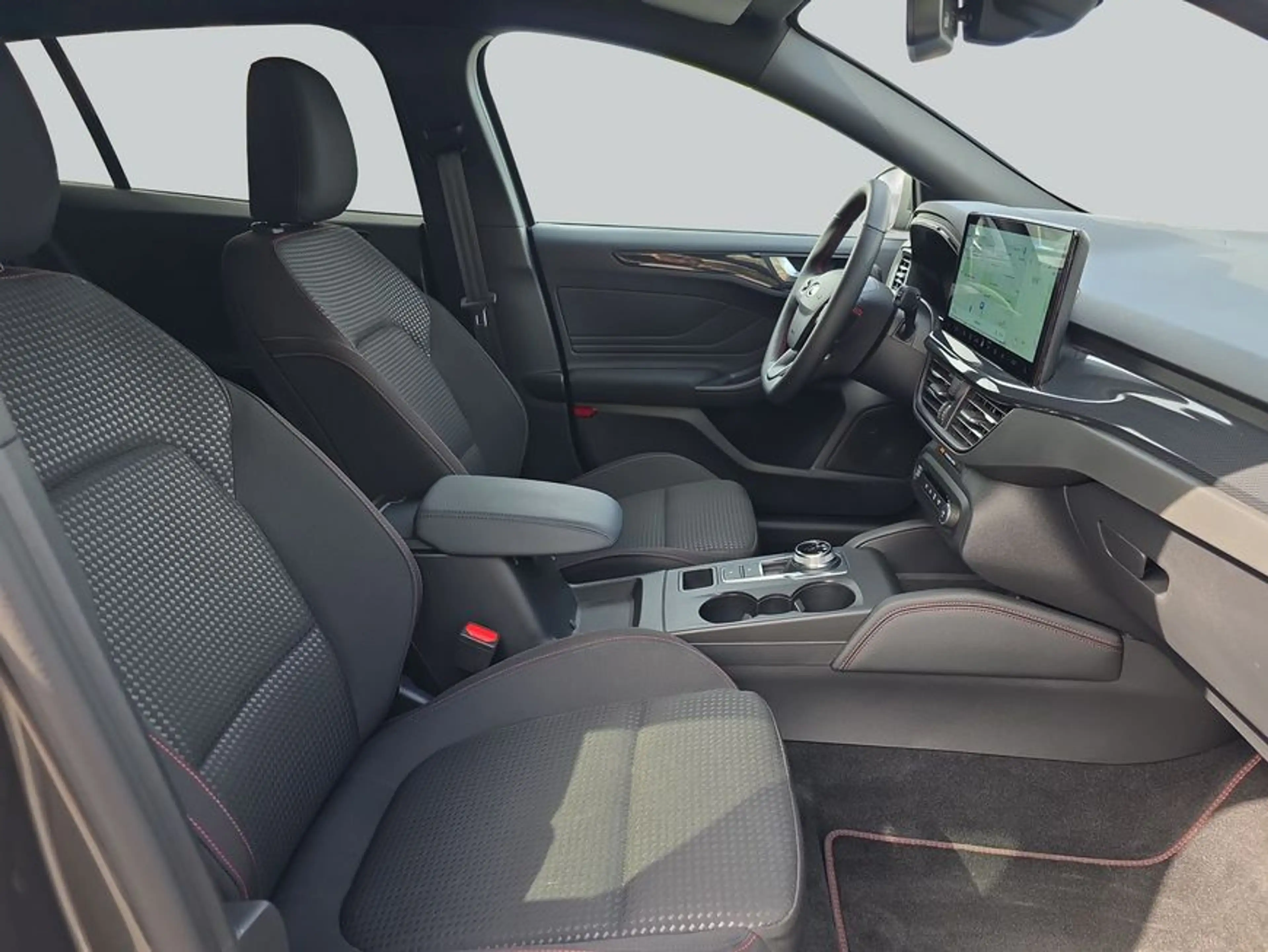 Ford Focus Turnier 1.5 EcoBlue Start-Stopp-System Aut. — photo 12