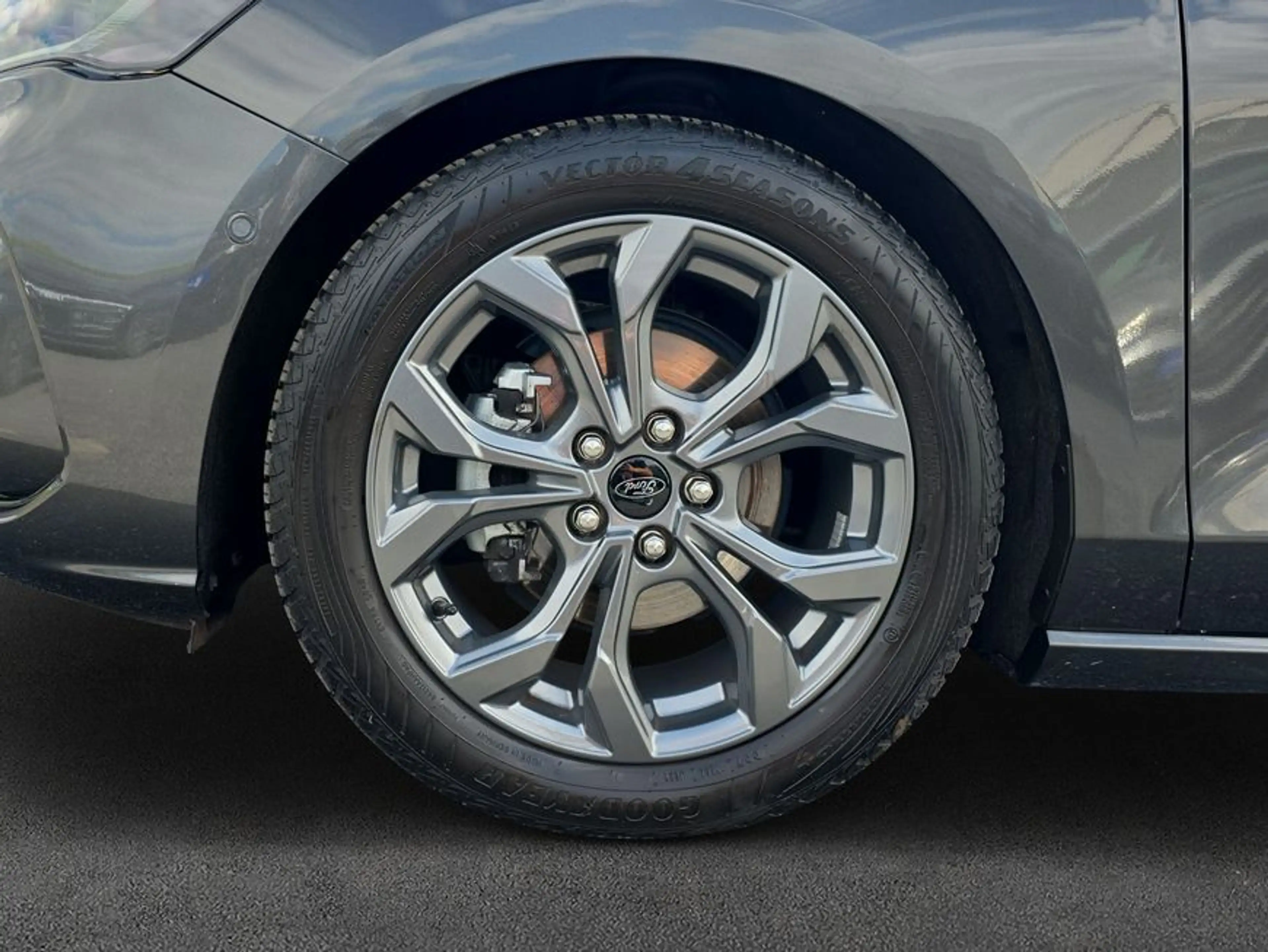 Ford Focus Turnier 1.5 EcoBlue Start-Stopp-System Aut. — photo 7