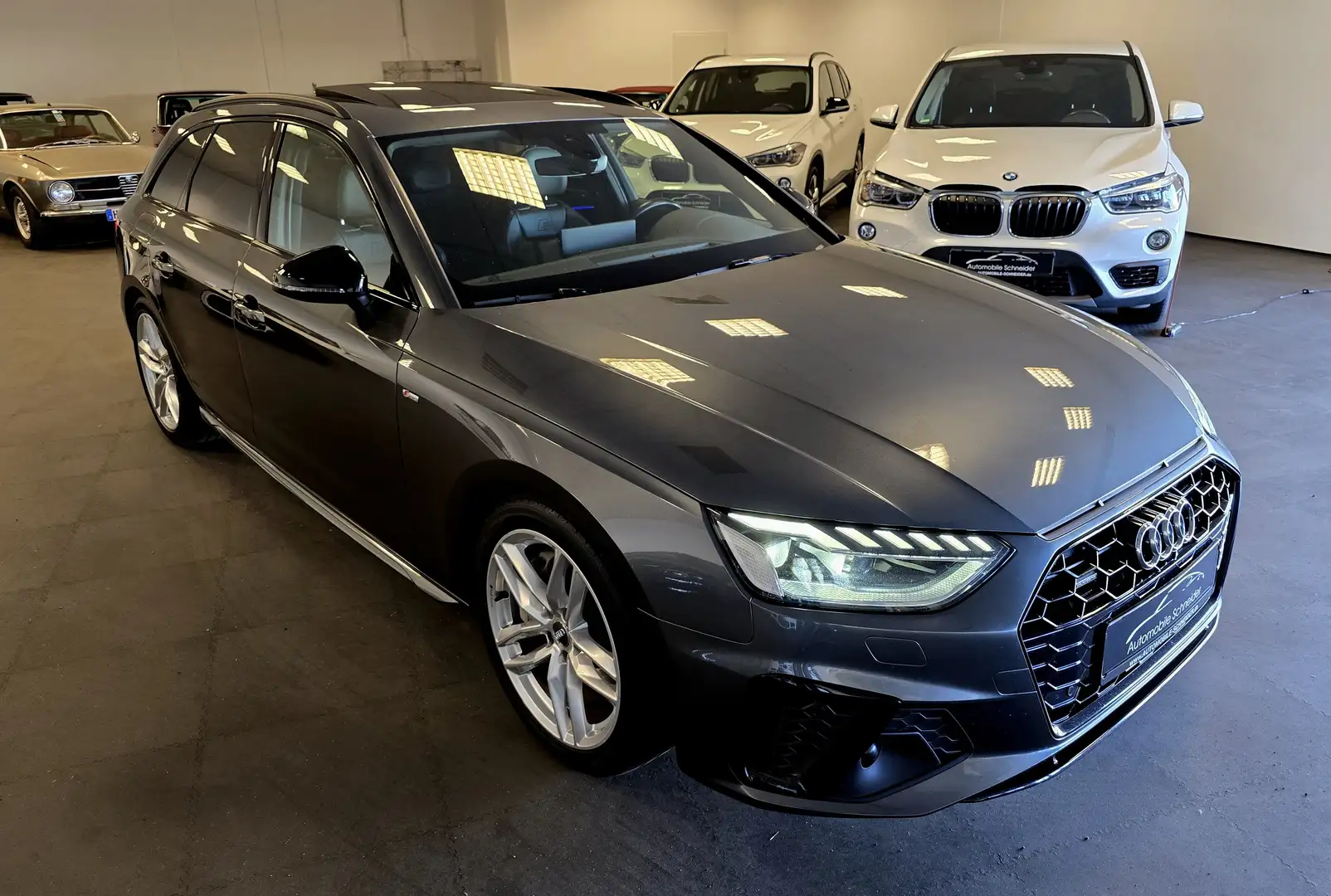Audi A4 45 TFSI QUATTRO S-LINE AUTOMATIK MATRIX NAVI PANO Grau - 2
