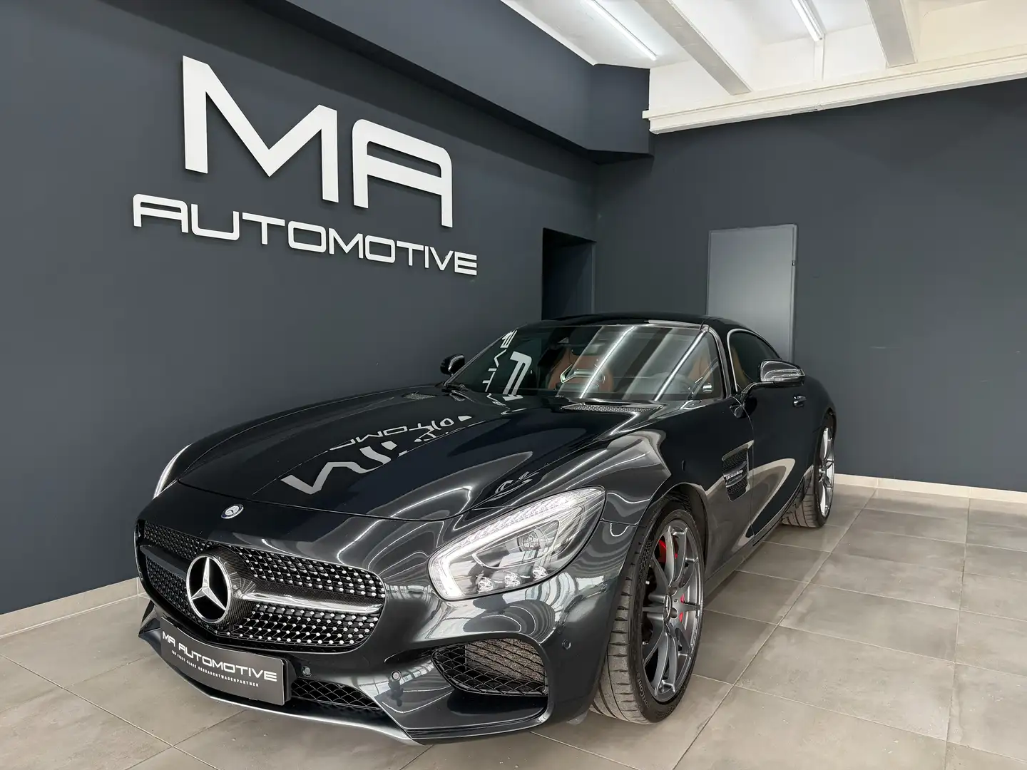 Mercedes-Benz AMG GT S Coupe *BURM*PERFORM*PANO*SPORTAGA*SCHALEN*KEYL* Schwarz - 1
