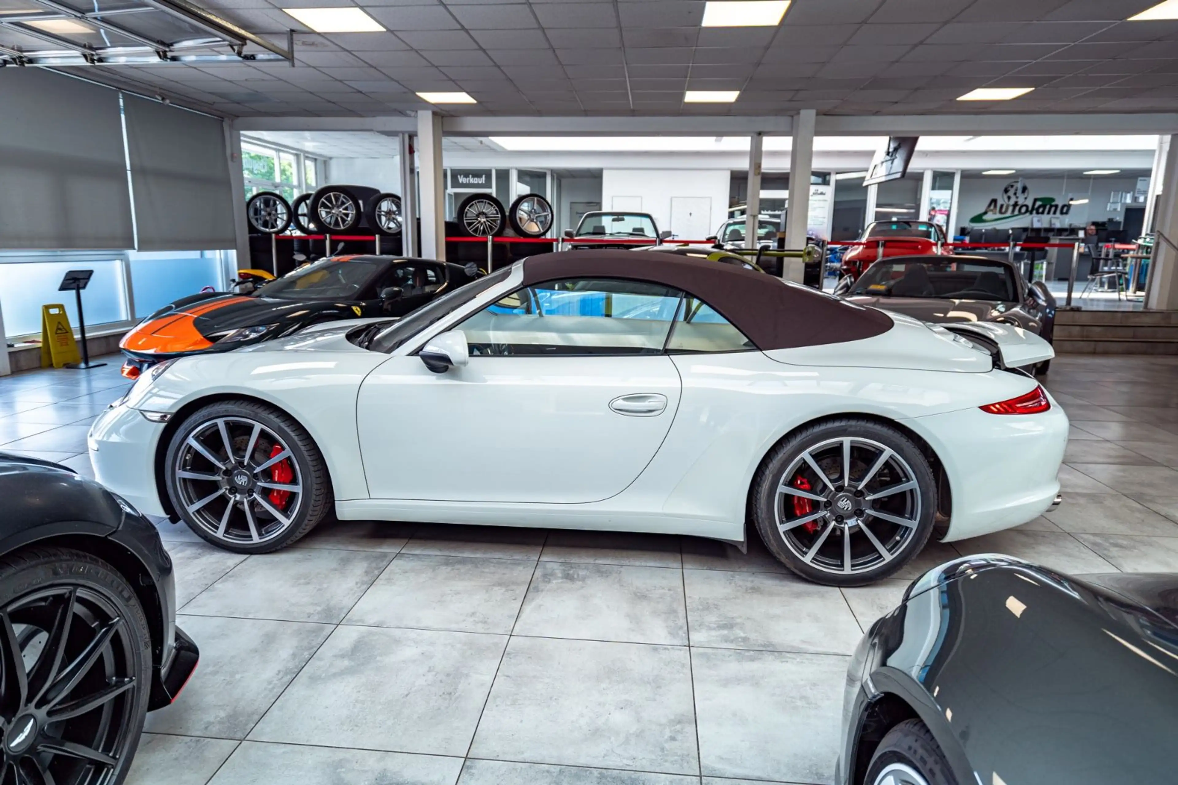 Porsche 991 S Cabrio PDK Naturleder*SportDesign*BOSE* — photo 5