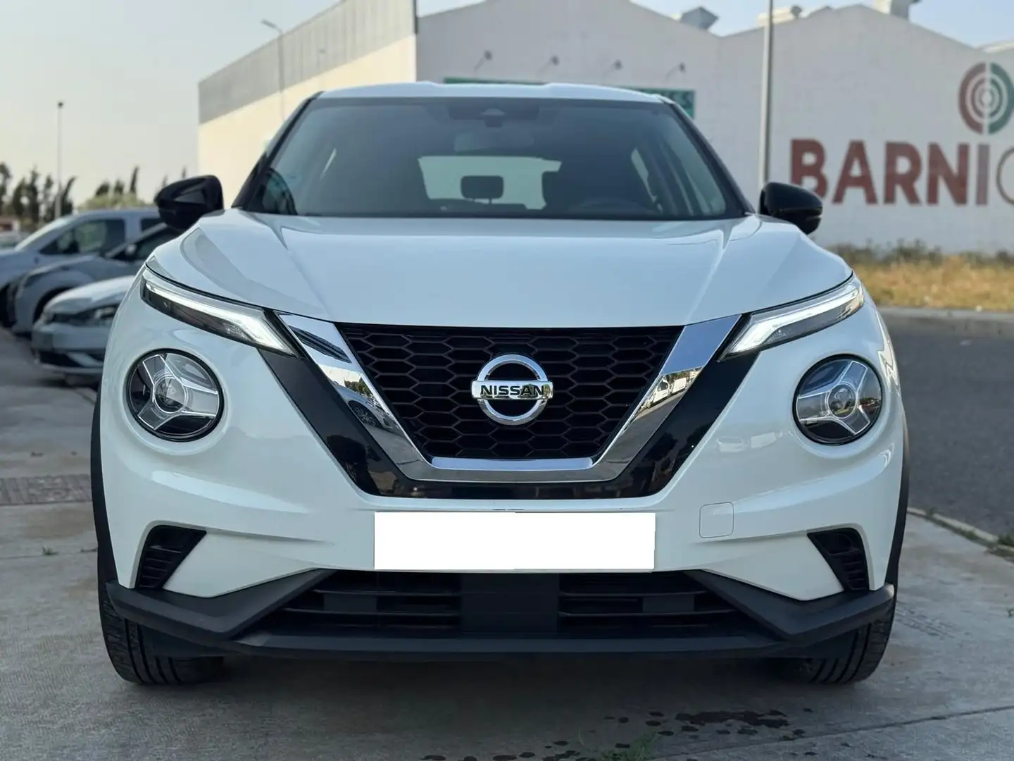 Nissan Juke 1.0 DIG-T Acenta 4x2 114 Bianco - 2