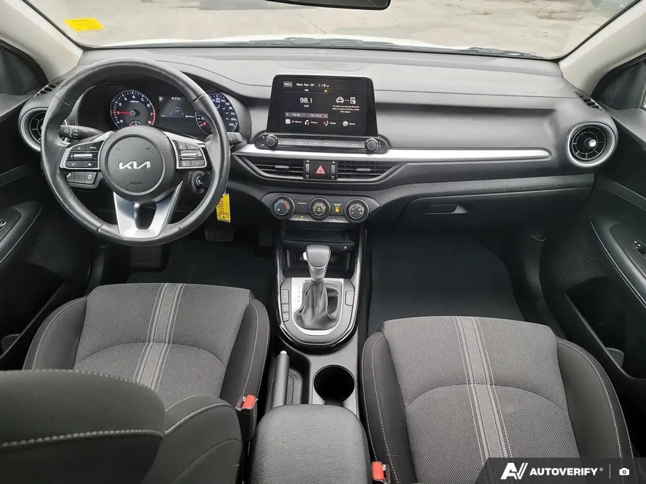 Kia Forte снимка Kia Forte