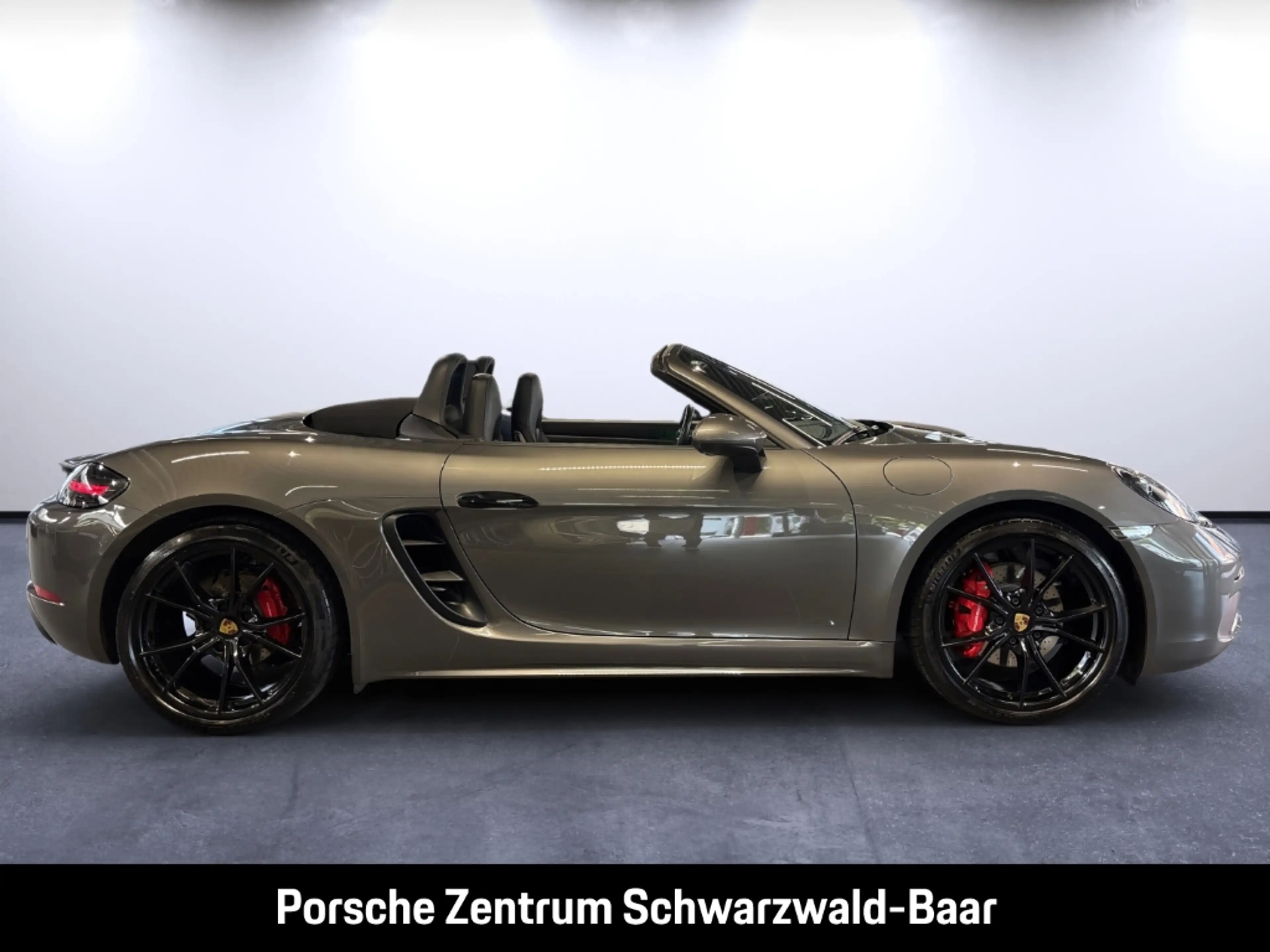 Porsche Boxster 718 S — photo 7