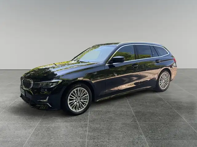 BMW 320 G21 2019 Touring Diese 320d Touring mhev 48V xdri
