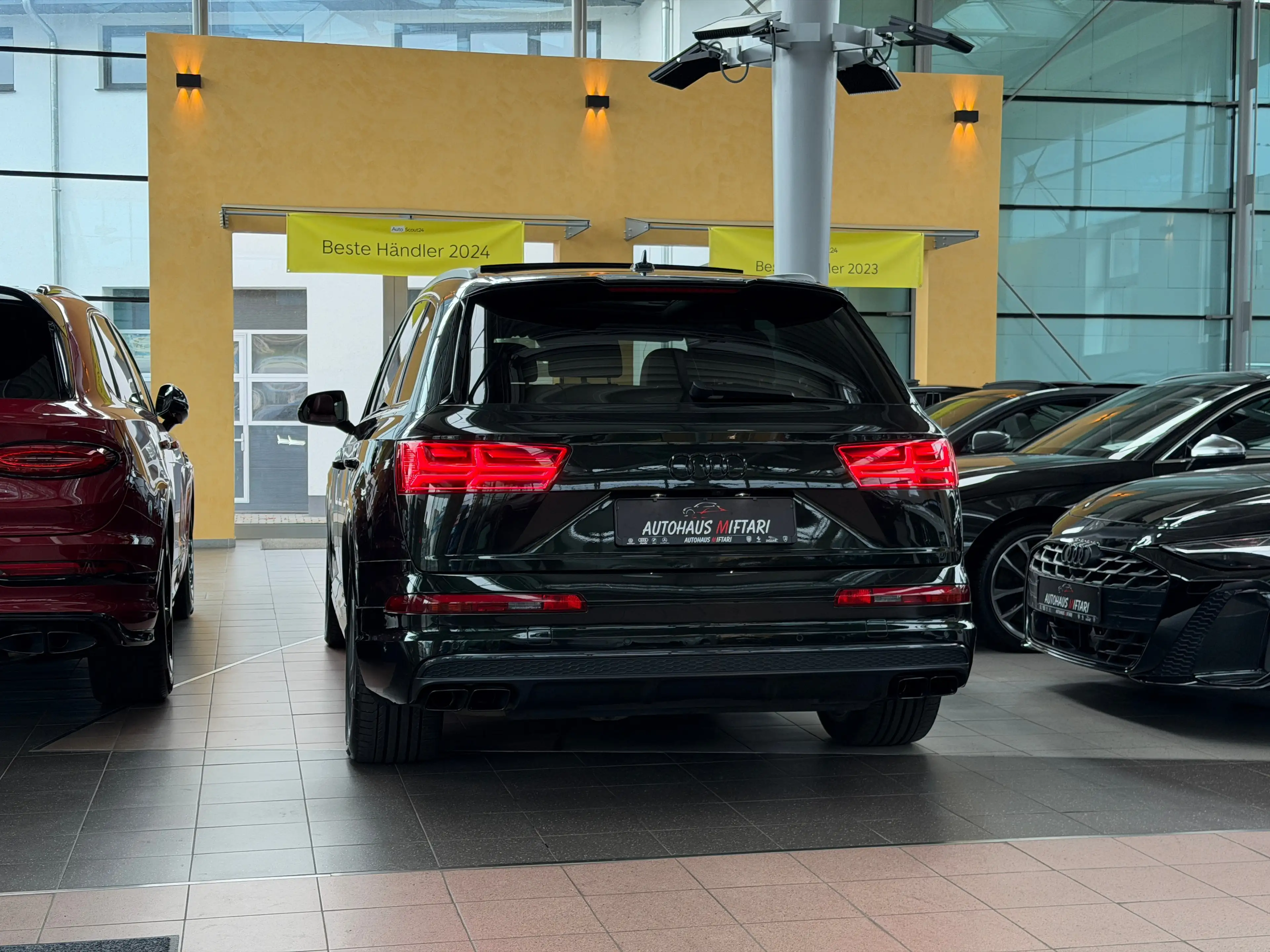 Audi SQ7 4.0 TDI Keramik HUD Individual Matrix Pano Bose 21 — photo 6