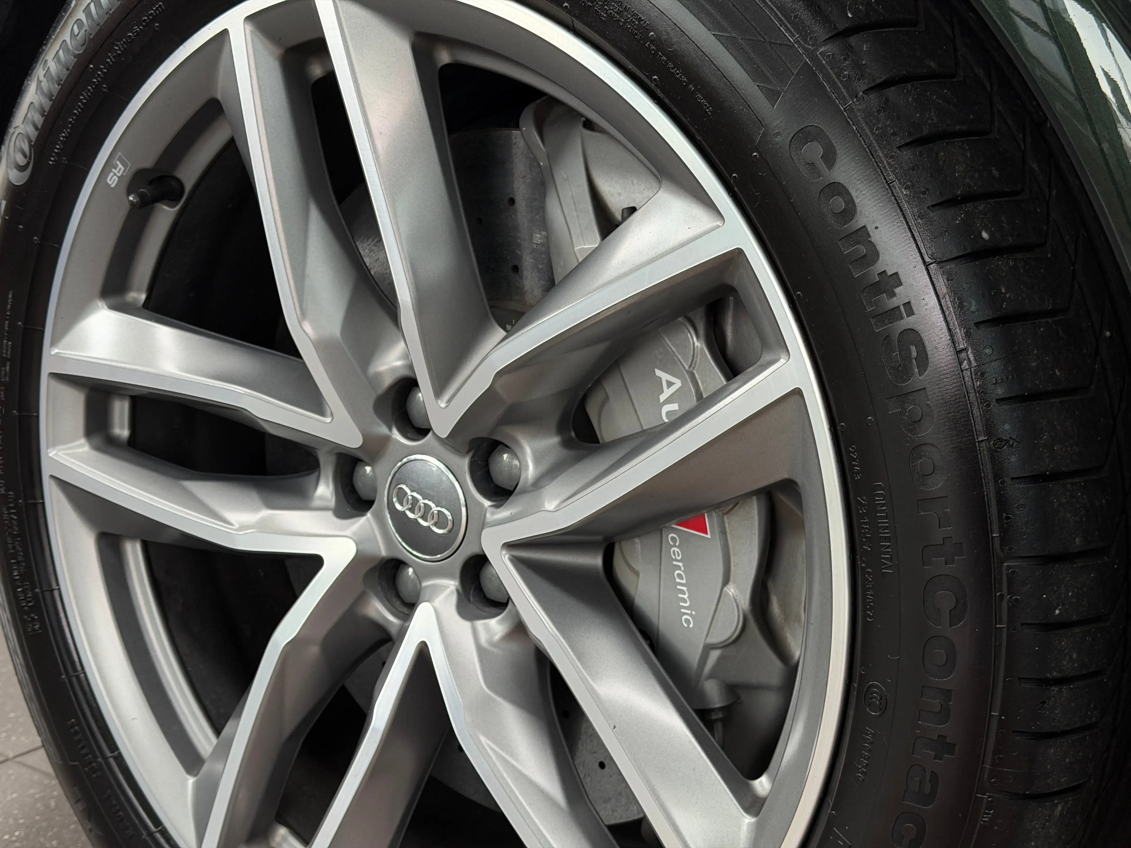 Audi SQ7 4.0 TDI Keramik HUD Individual Matrix Pano Bose 21 — photo 15