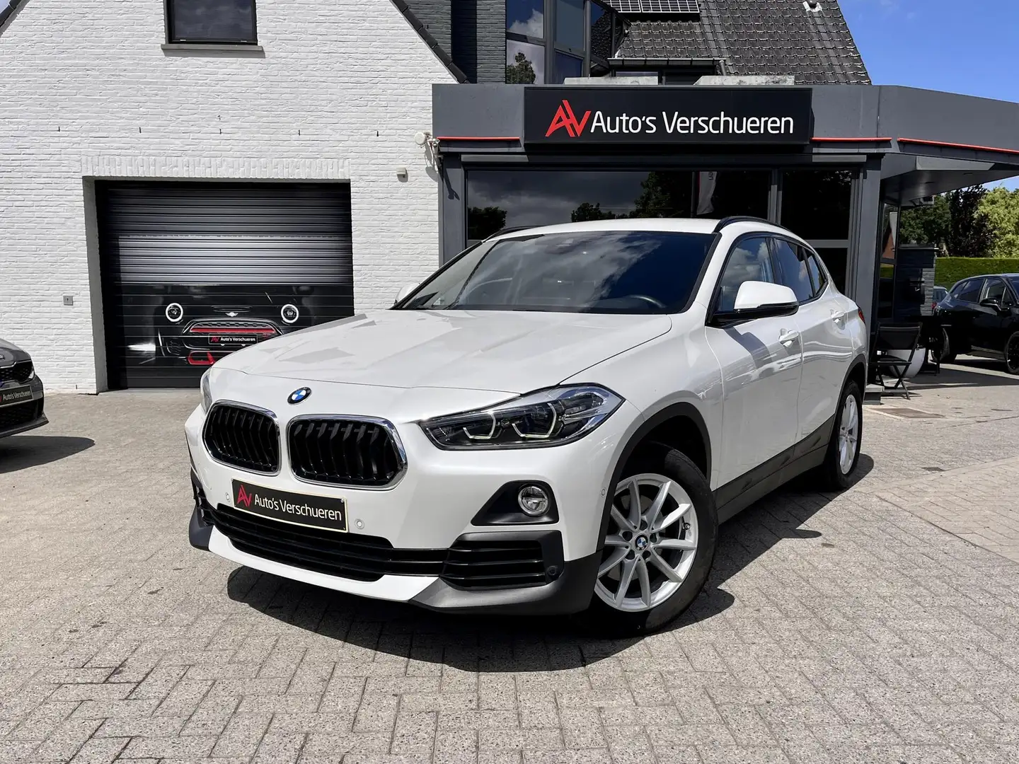 BMW X2 sDrive18i ** HUD | Zetelwarm. | Trekhaak Blanc - 2